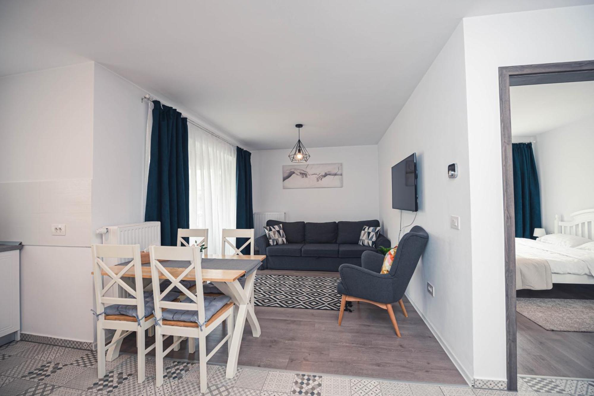 White Mood Apartment 2 Braşov Exterior foto