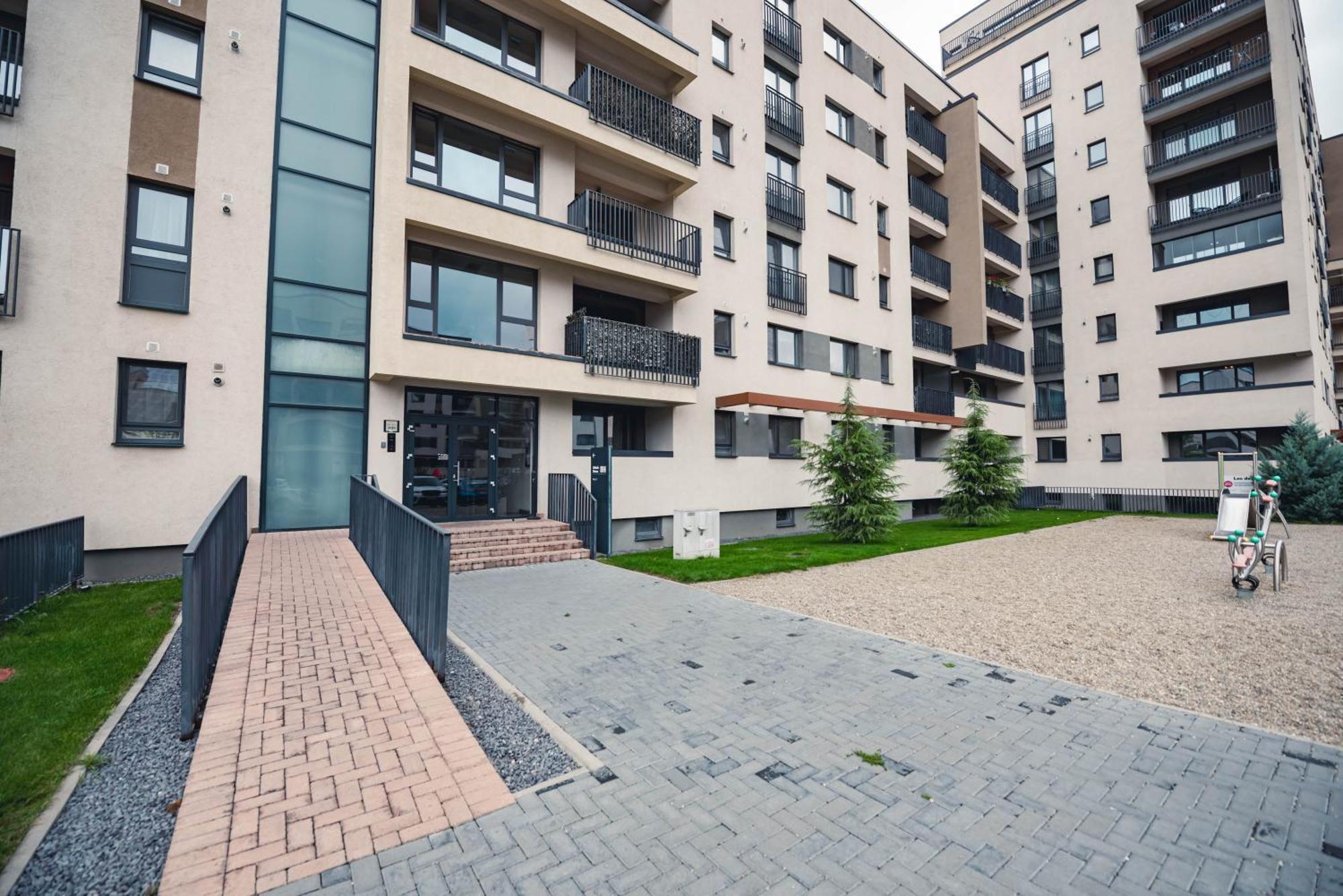 White Mood Apartment 2 Braşov Exterior foto